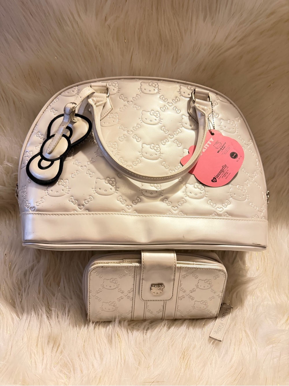 Hello Kitty White Embossed Dome Tote with Matching Wallet and Charm